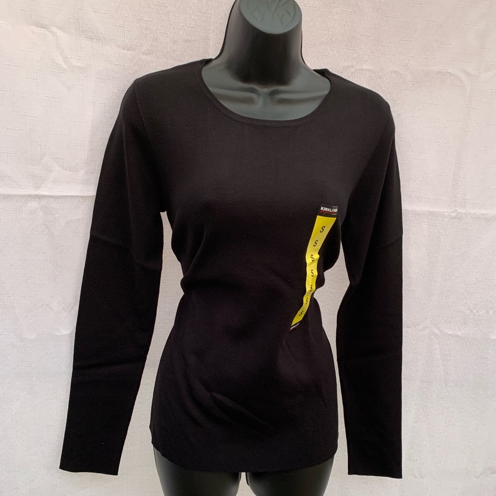 Kirkland signature long sleeve sweater blouse in color black brand new